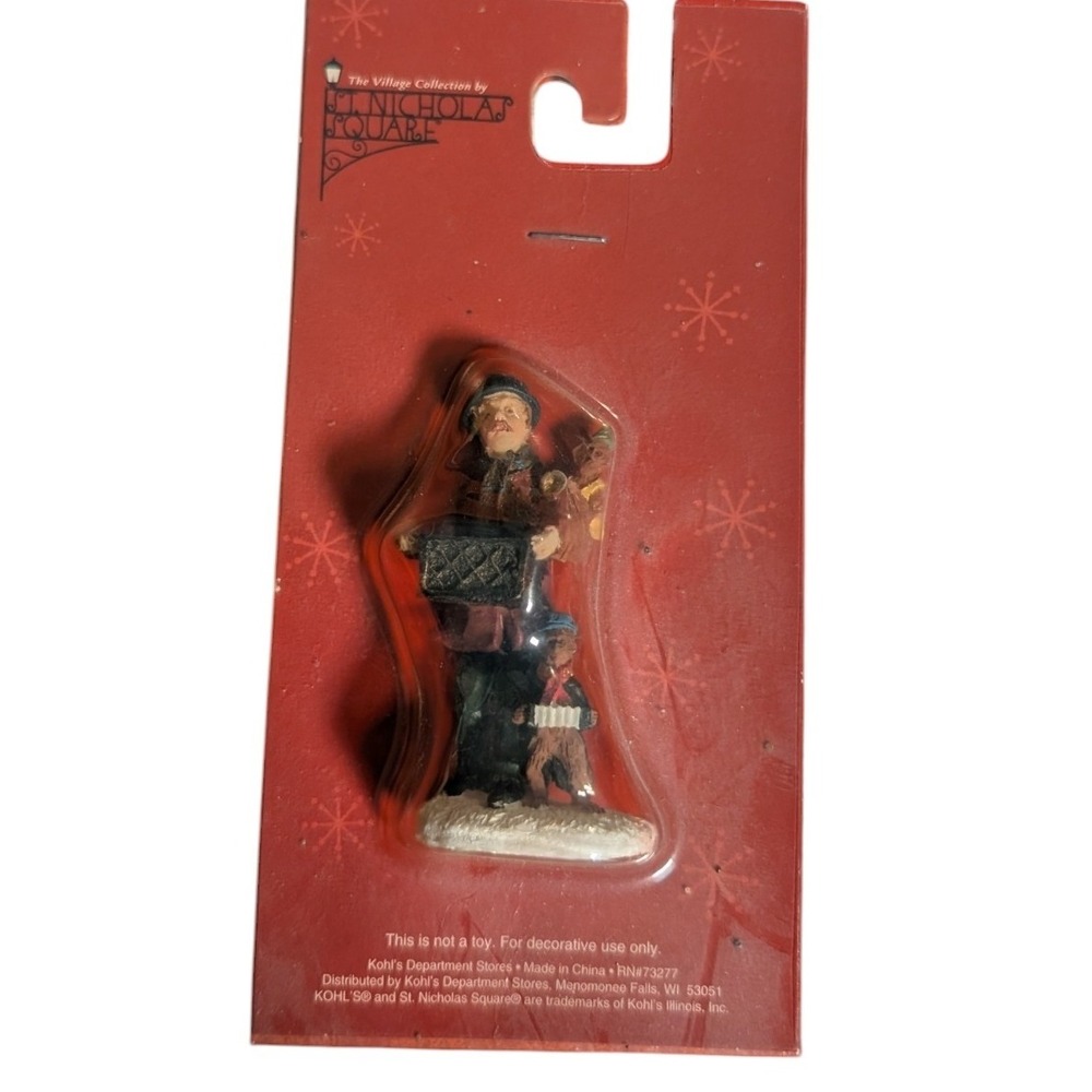 St Nicholas Square Village Collection Organ Grinder Musician Dog Figurine New